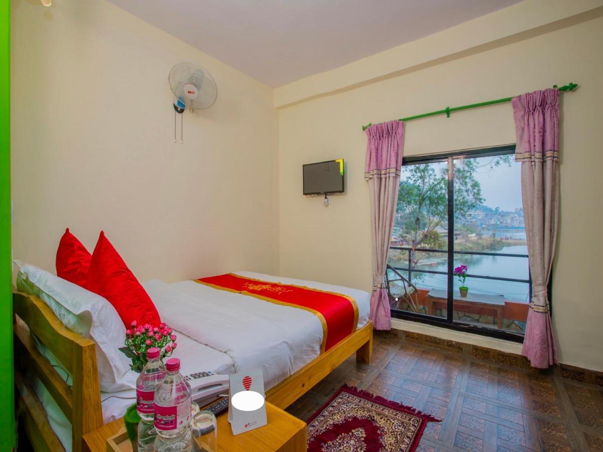 Hotel Fewa Corner & Restro Pokhara Esterno foto