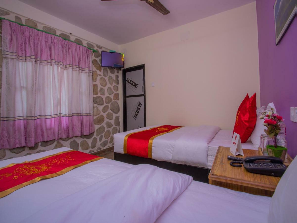 Hotel Fewa Corner & Restro Pokhara Esterno foto
